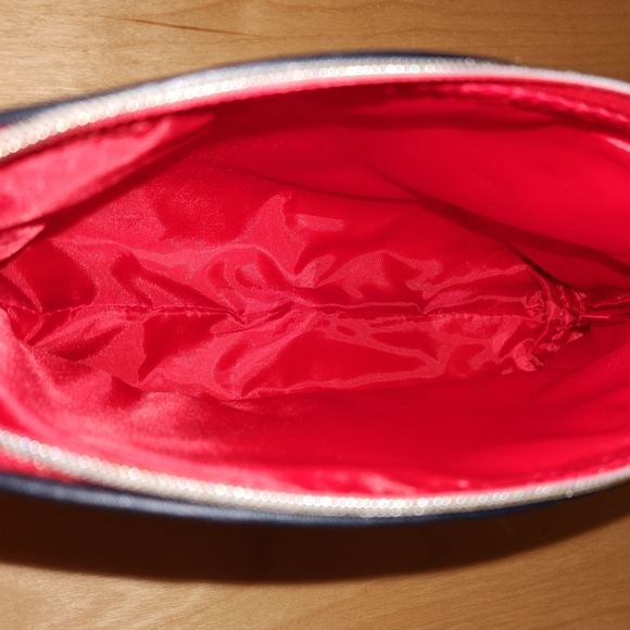 Estee Lauder Makeup Bag - Picture 6 of 6